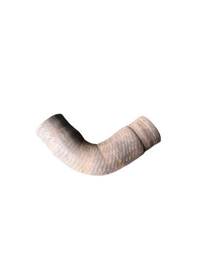 Thermostat rear water pipe