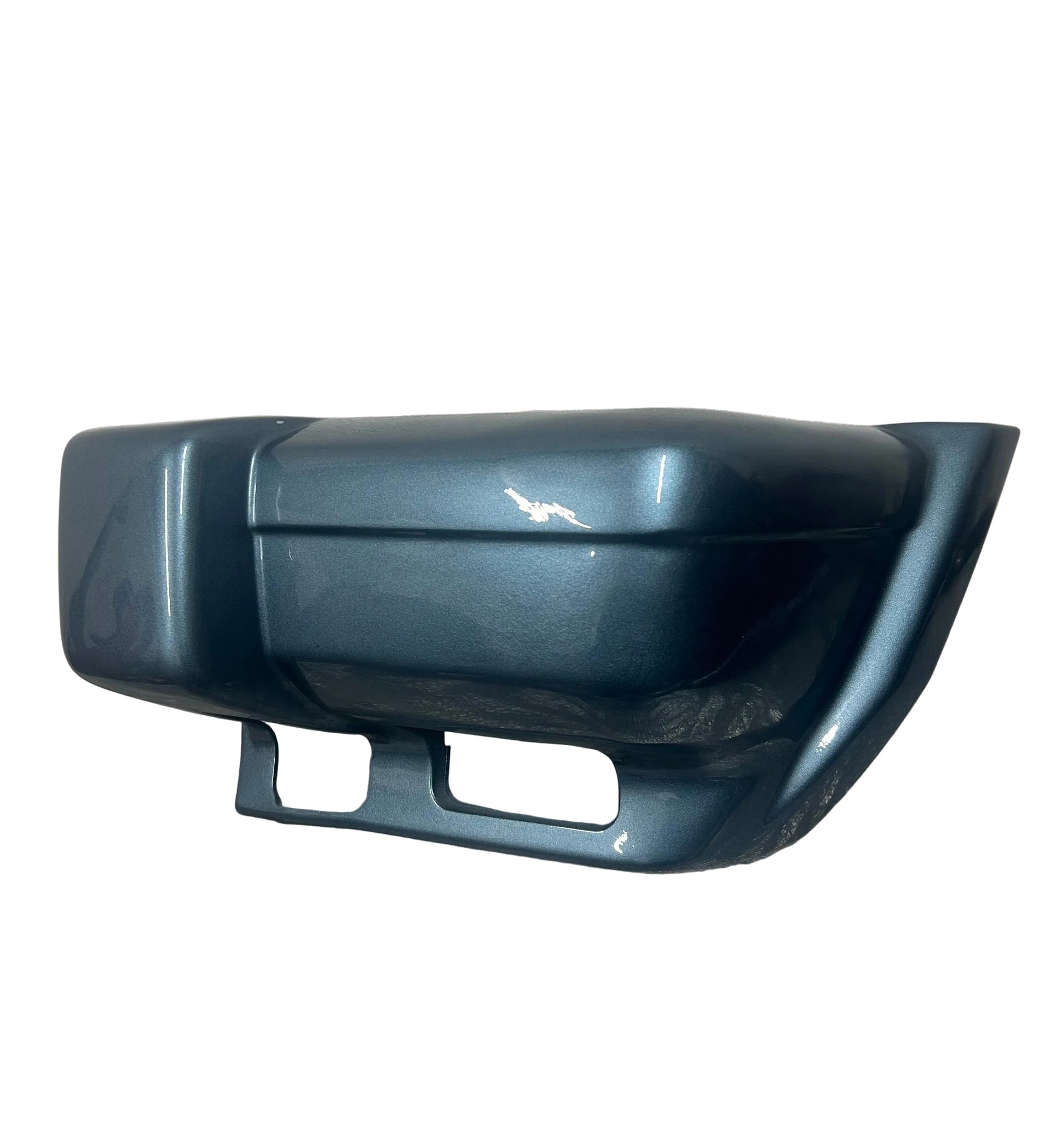 Front passenger side bumper corner